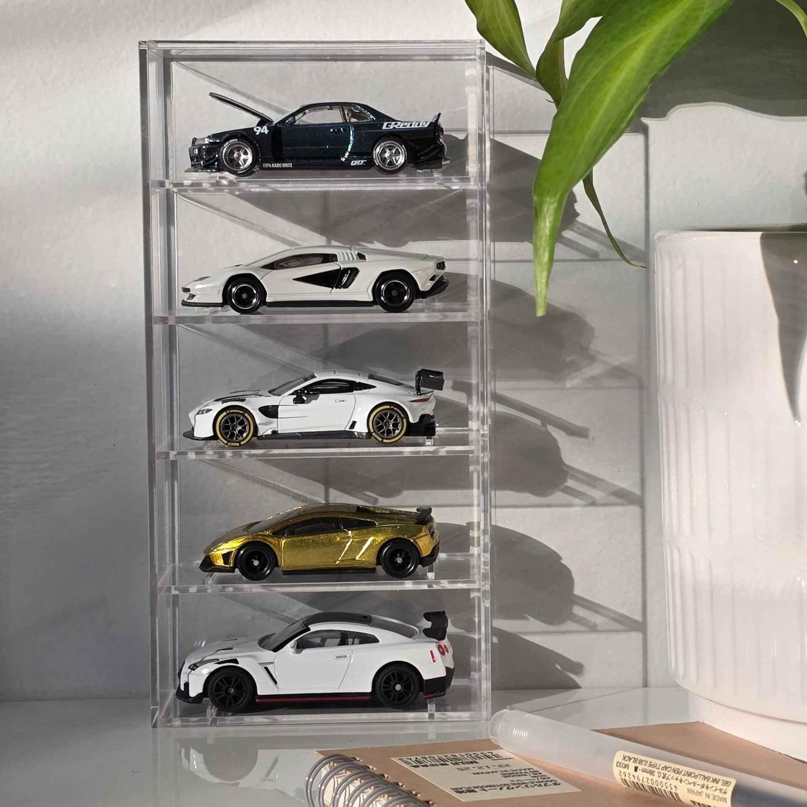 HOT WHEELS SHOWCASE WEBSITE visual data 8