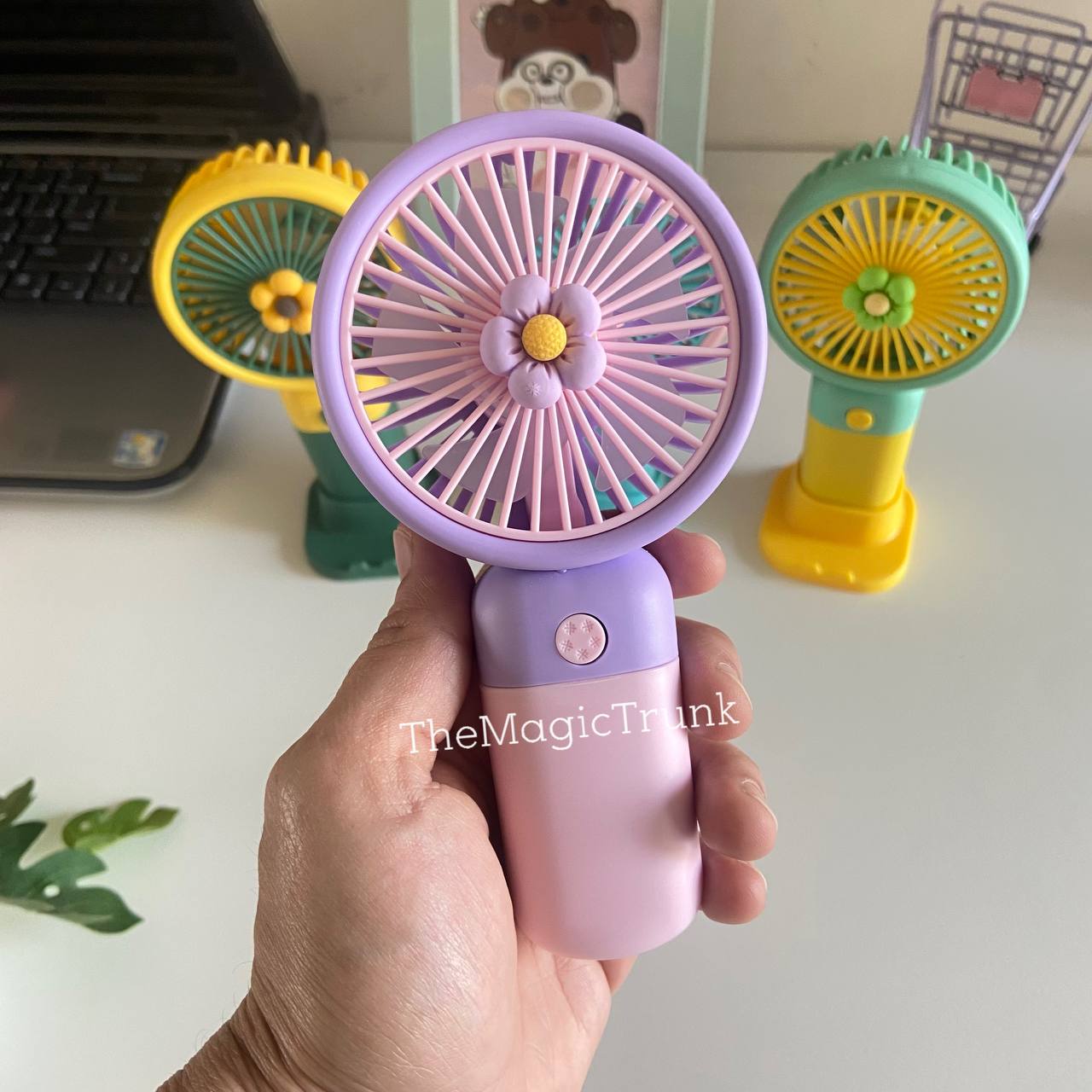 Floral Daisy Portable Hand Fan Rechargeable ( 1pc )