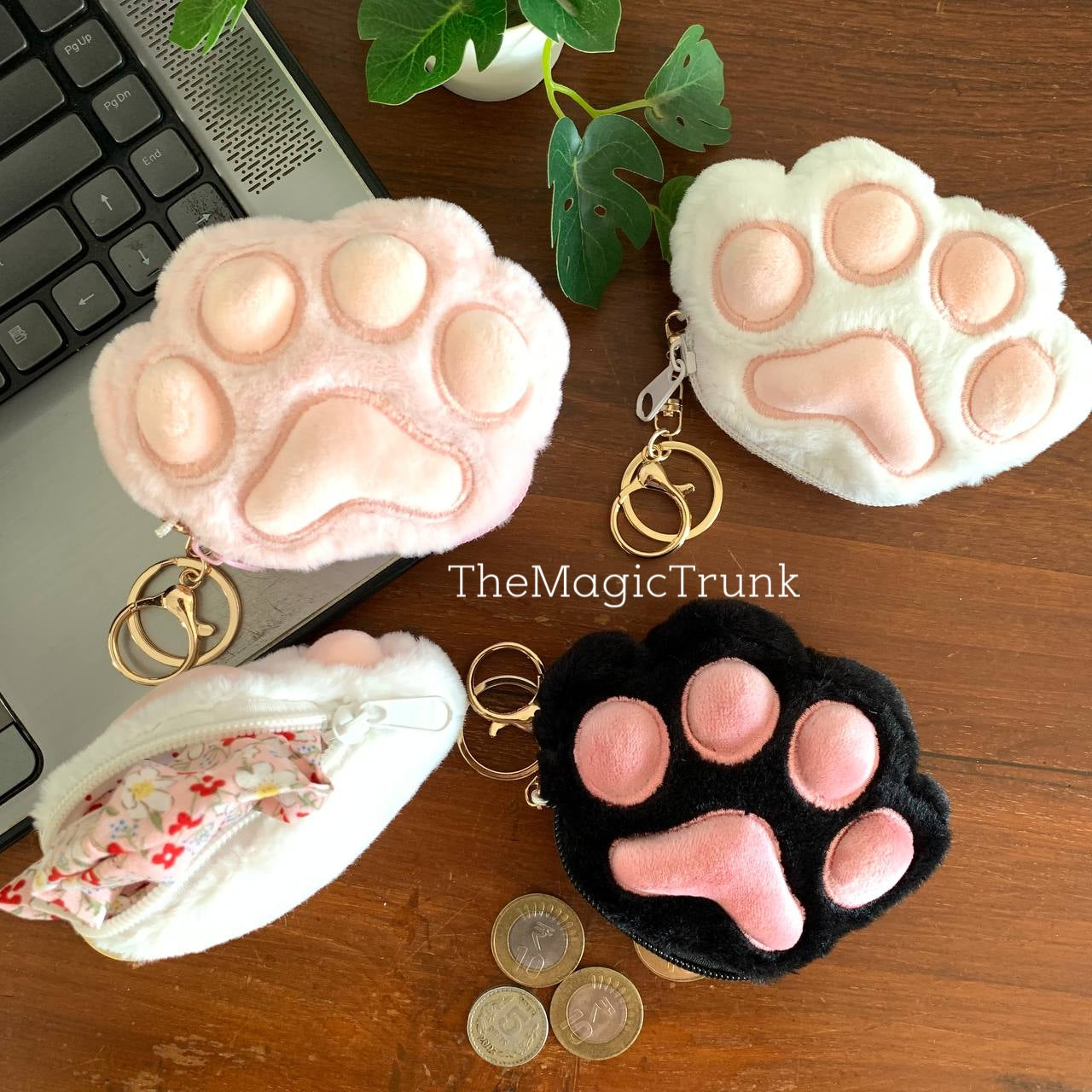 Paw Plush Coin Pouch with Keyring (1 pc )