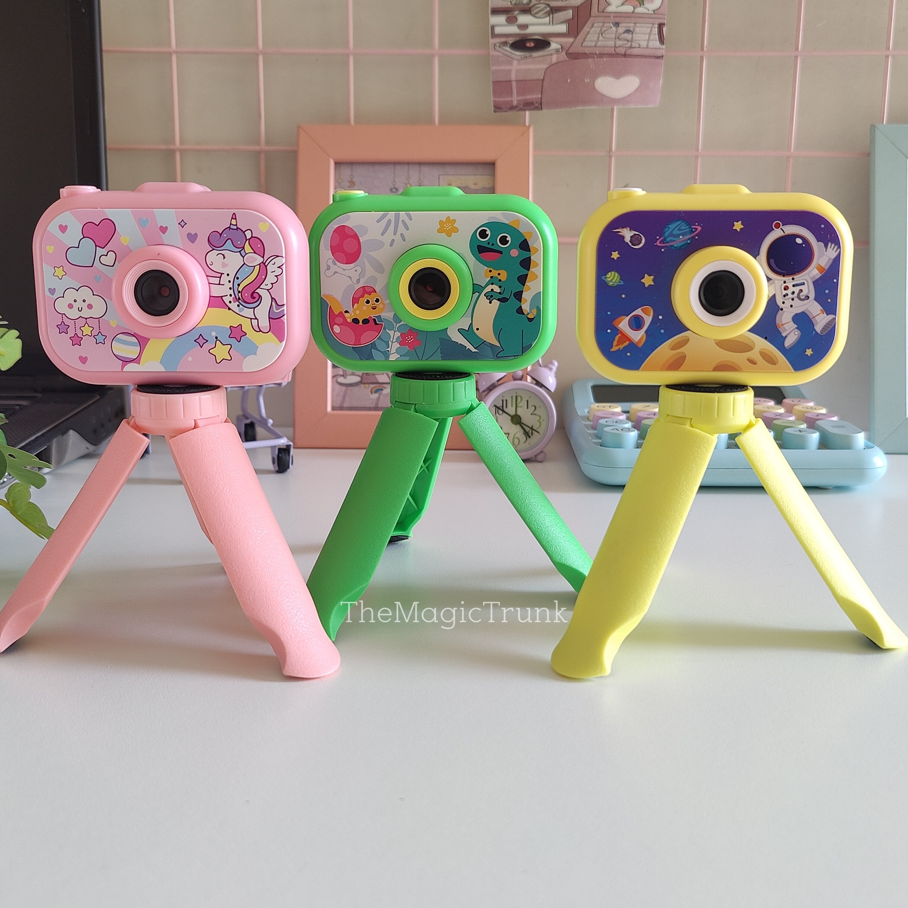 Kids Back & Selfie Camera With Stand ( 1pc )